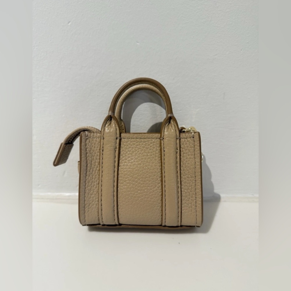 NWT Marc Jacobs nano bag charm - camel - Picture 4 of 5